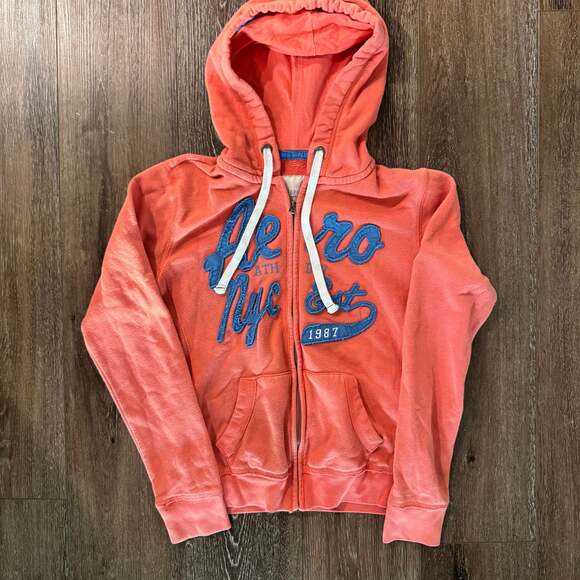 aeropostale Tops - women’s y2k Aeropostale embroidered logo zip up hoodie